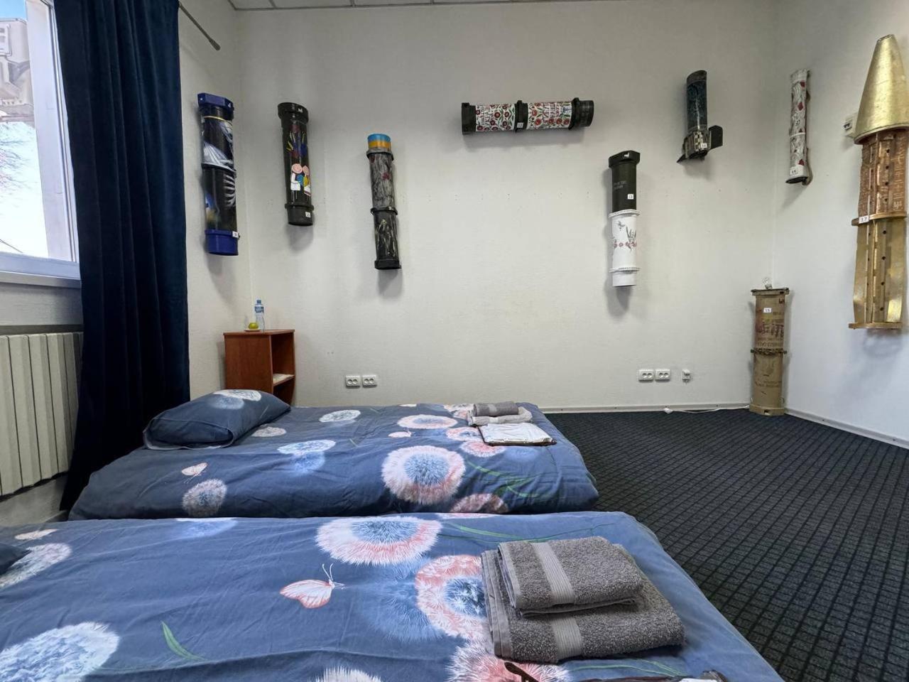 Hotel Арт-Вокзал Krywyj Rih Zimmer foto