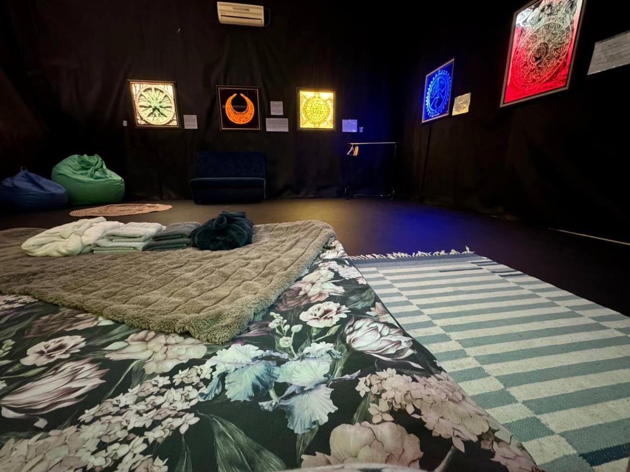 Hotel Арт-Вокзал Krywyj Rih Zimmer foto